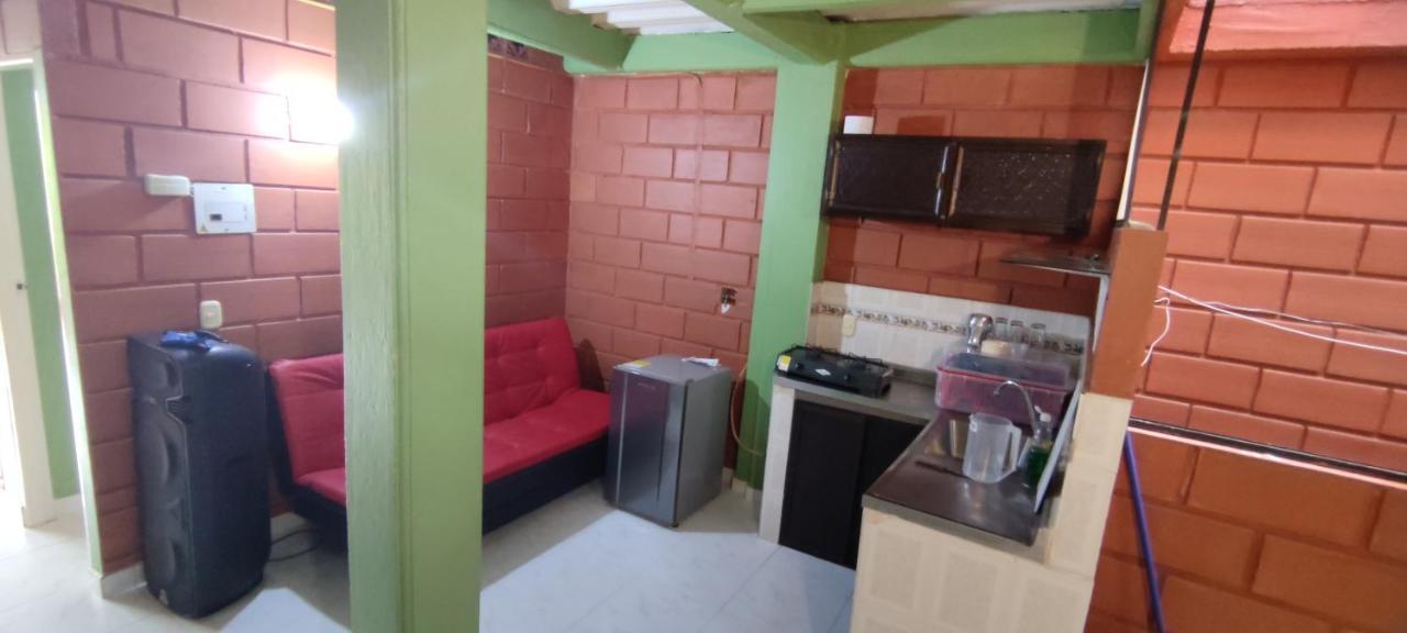 Mi Pueblo Natal Aptos Y Habitaciones Necoclí エクステリア 写真