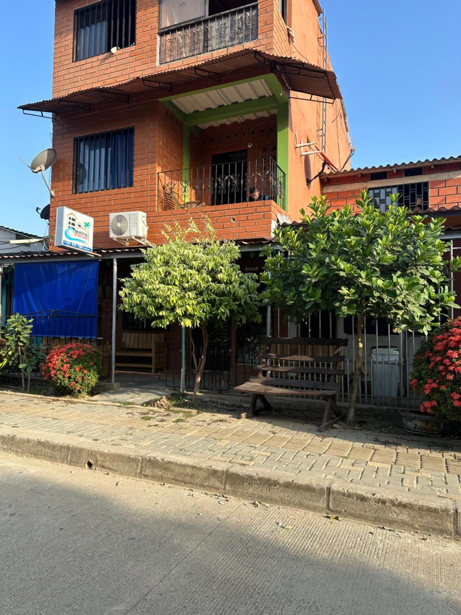 Mi Pueblo Natal Aptos Y Habitaciones Necoclí エクステリア 写真