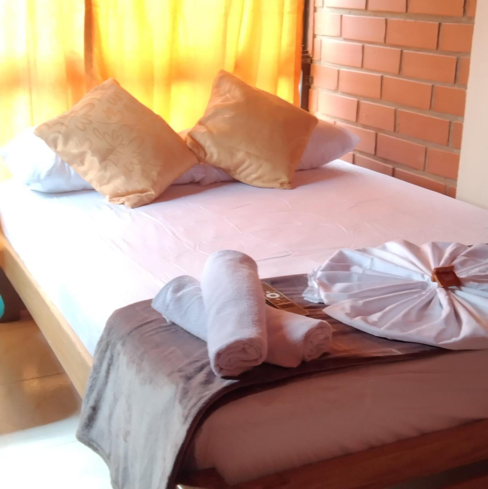 Mi Pueblo Natal Aptos Y Habitaciones Necoclí エクステリア 写真