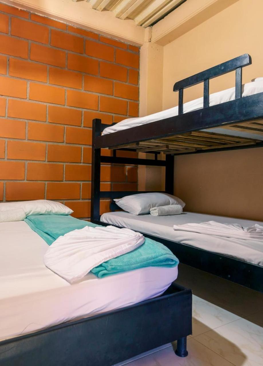 Mi Pueblo Natal Aptos Y Habitaciones Necoclí エクステリア 写真