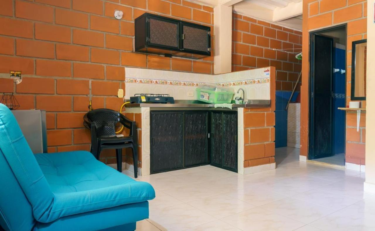 Mi Pueblo Natal Aptos Y Habitaciones Necoclí エクステリア 写真