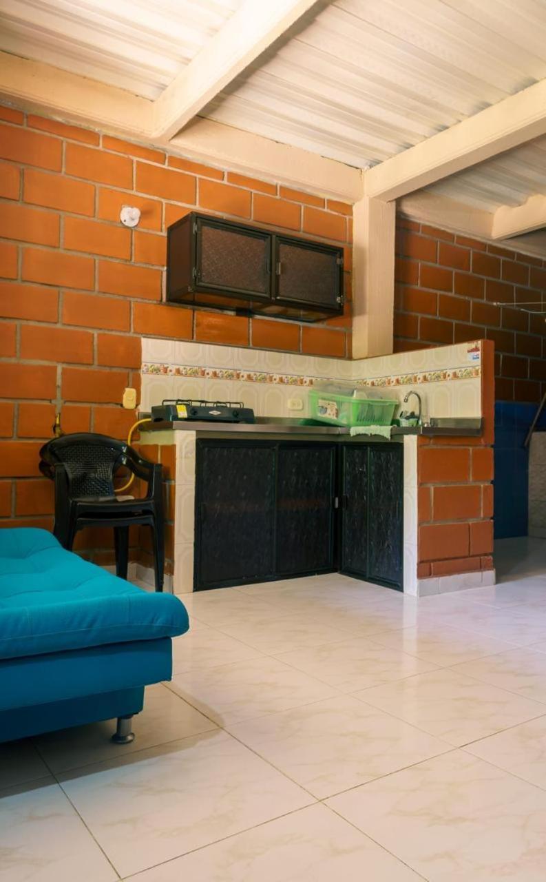 Mi Pueblo Natal Aptos Y Habitaciones Necoclí エクステリア 写真