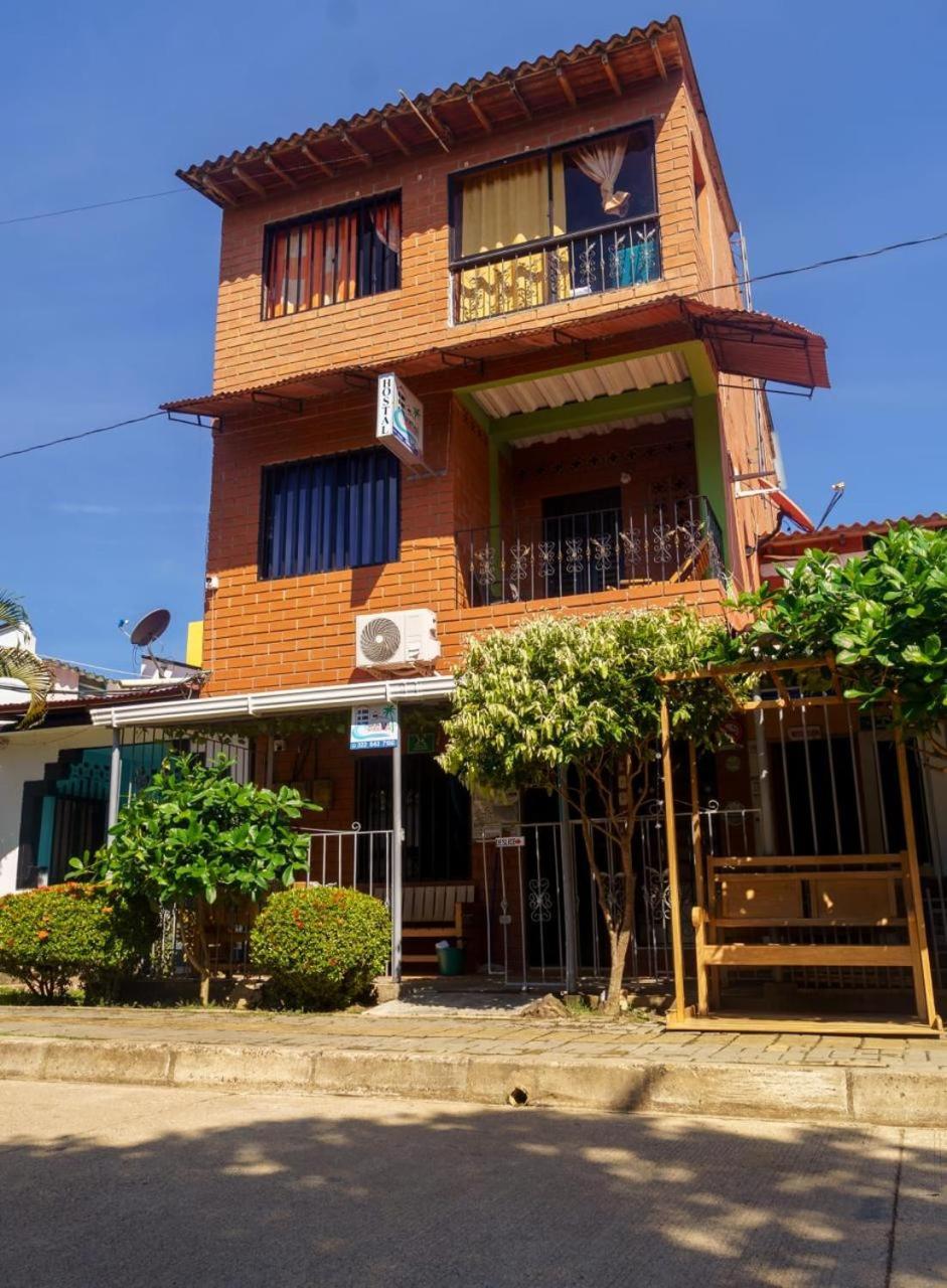 Mi Pueblo Natal Aptos Y Habitaciones Necoclí エクステリア 写真