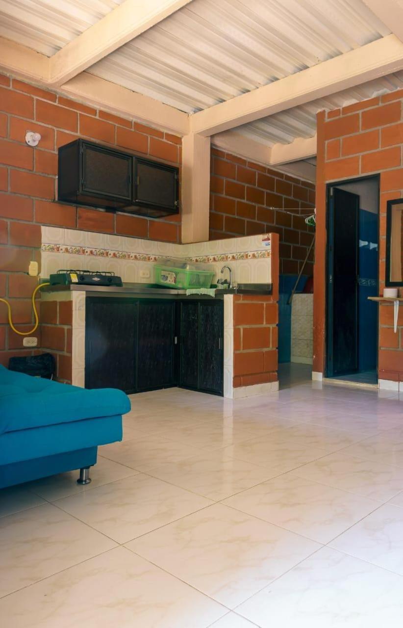 Mi Pueblo Natal Aptos Y Habitaciones Necoclí エクステリア 写真