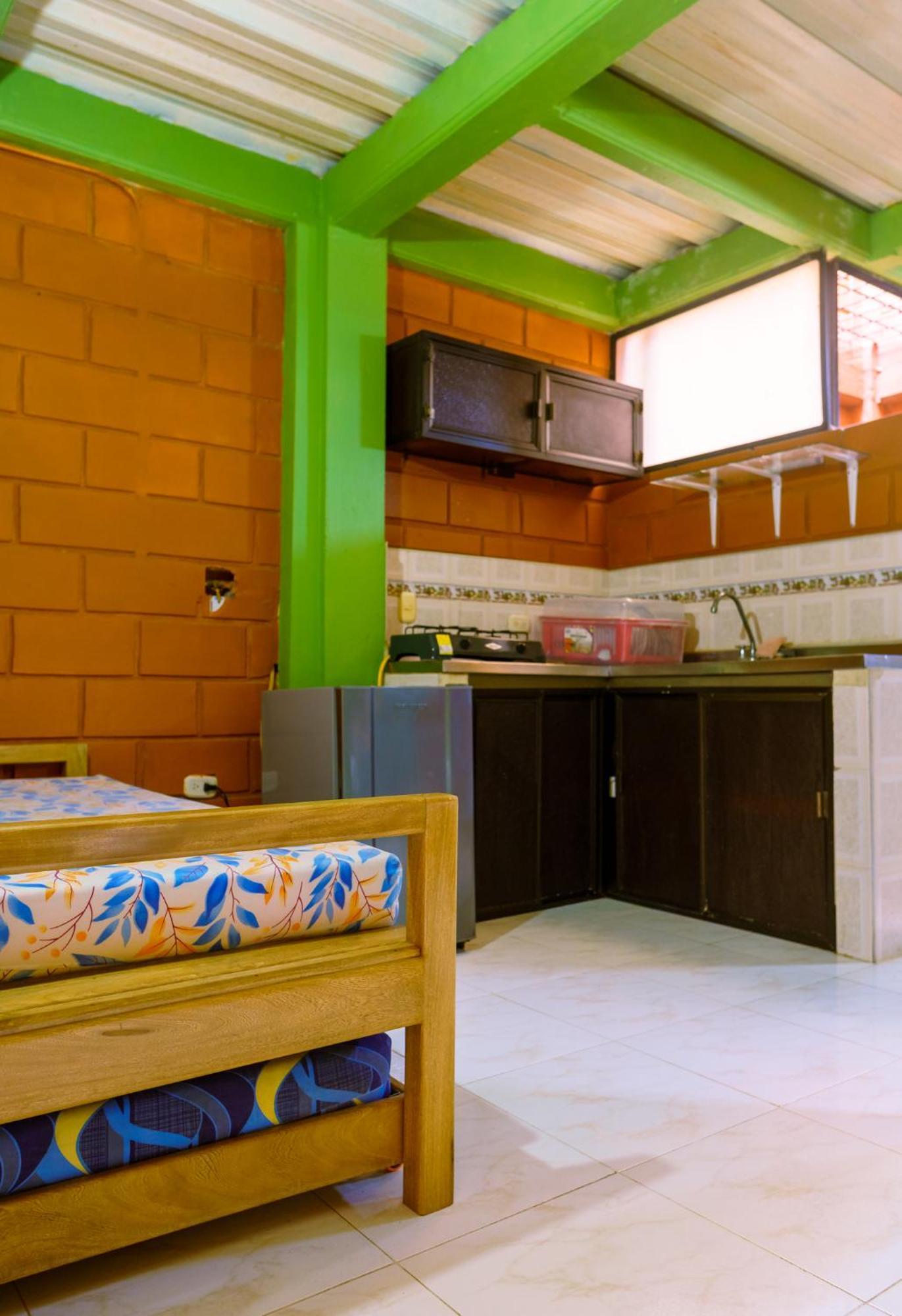 Mi Pueblo Natal Aptos Y Habitaciones Necoclí エクステリア 写真