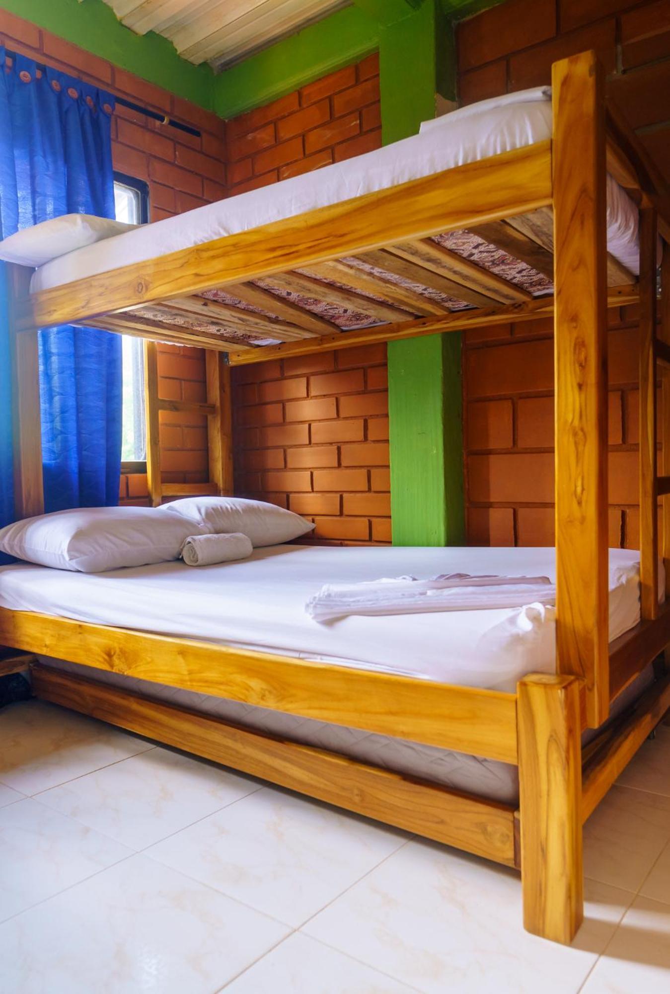 Mi Pueblo Natal Aptos Y Habitaciones Necoclí エクステリア 写真