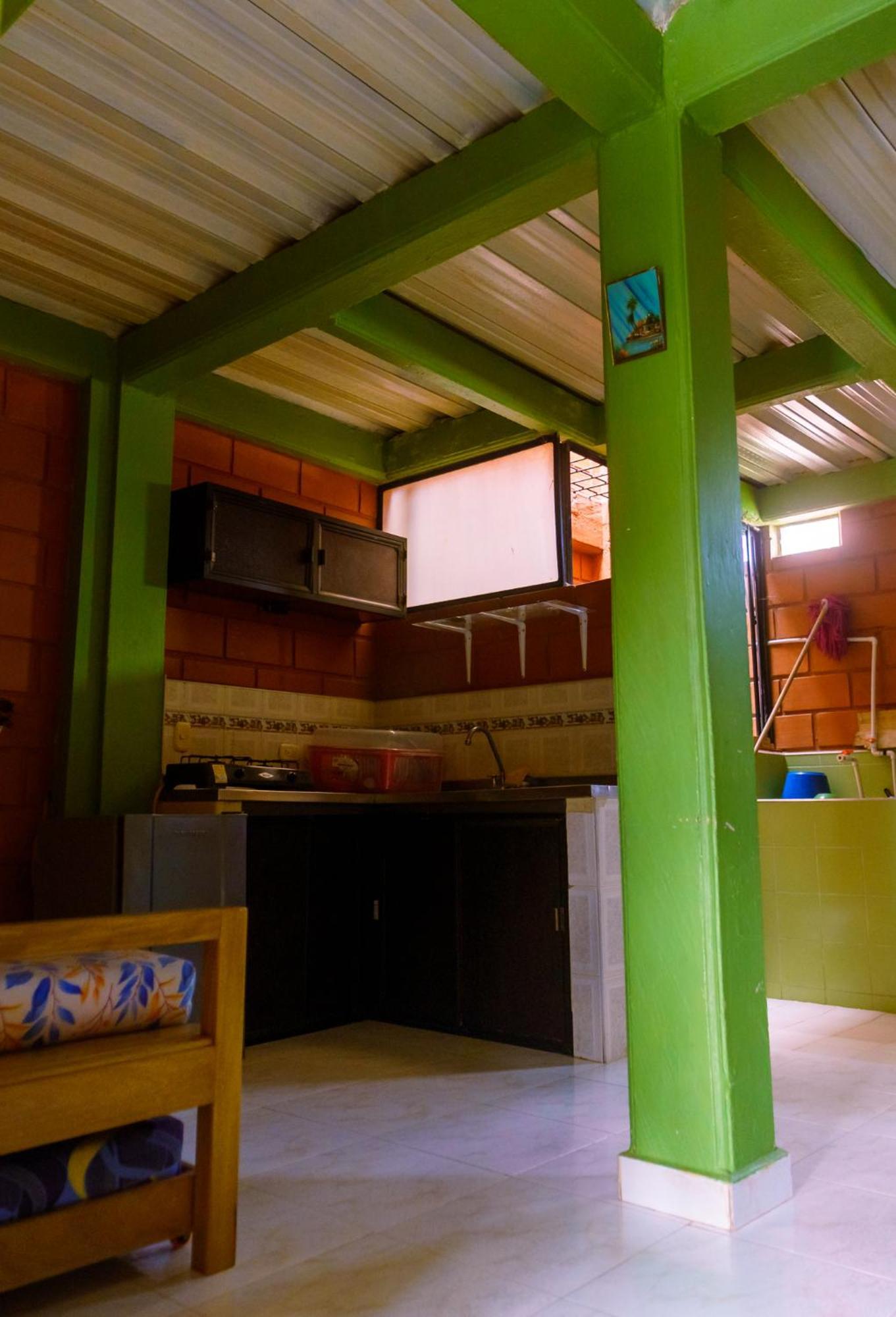 Mi Pueblo Natal Aptos Y Habitaciones Necoclí エクステリア 写真